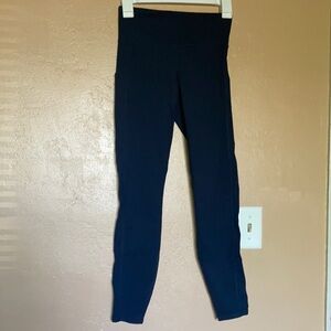 Vuori Stride Legging Sz XS navy blue